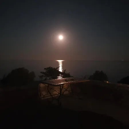 Дом отдыха In Sifnos With Panoramic Sea View